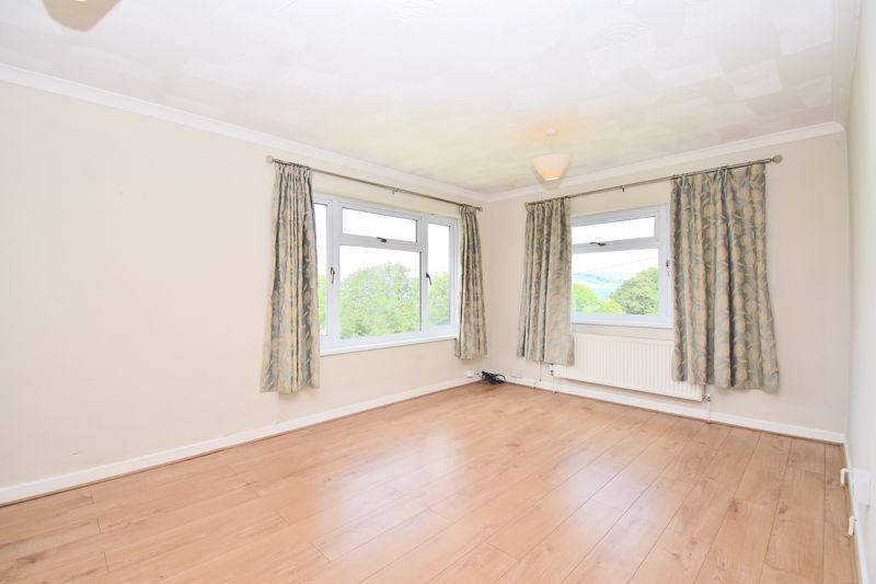 Sitting Room- click for photo gallery